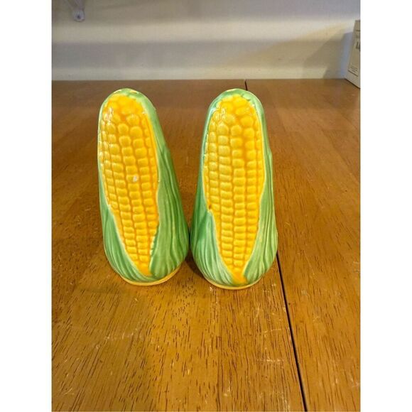 Corn On The Cob Salt & Pepper Shakers Made in Japan - Picture 1 of 8